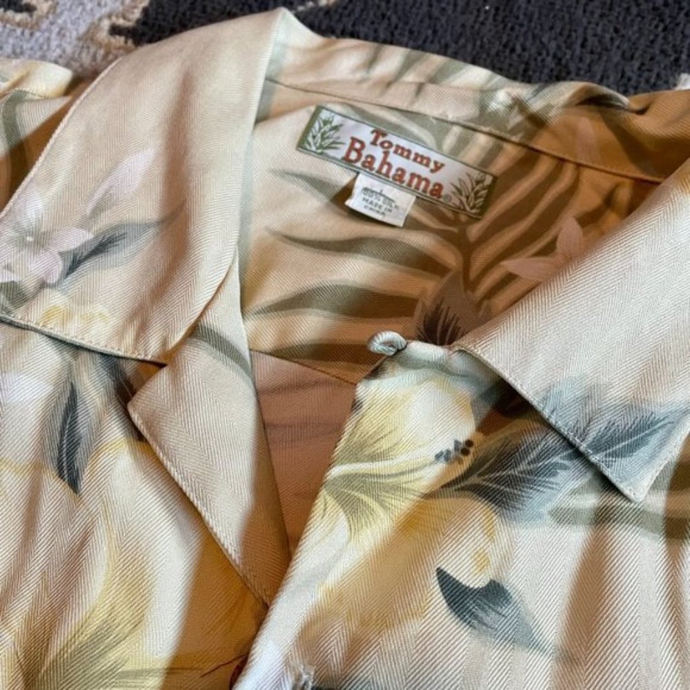 Tommy Bahama Silk Hawaiian Shirt